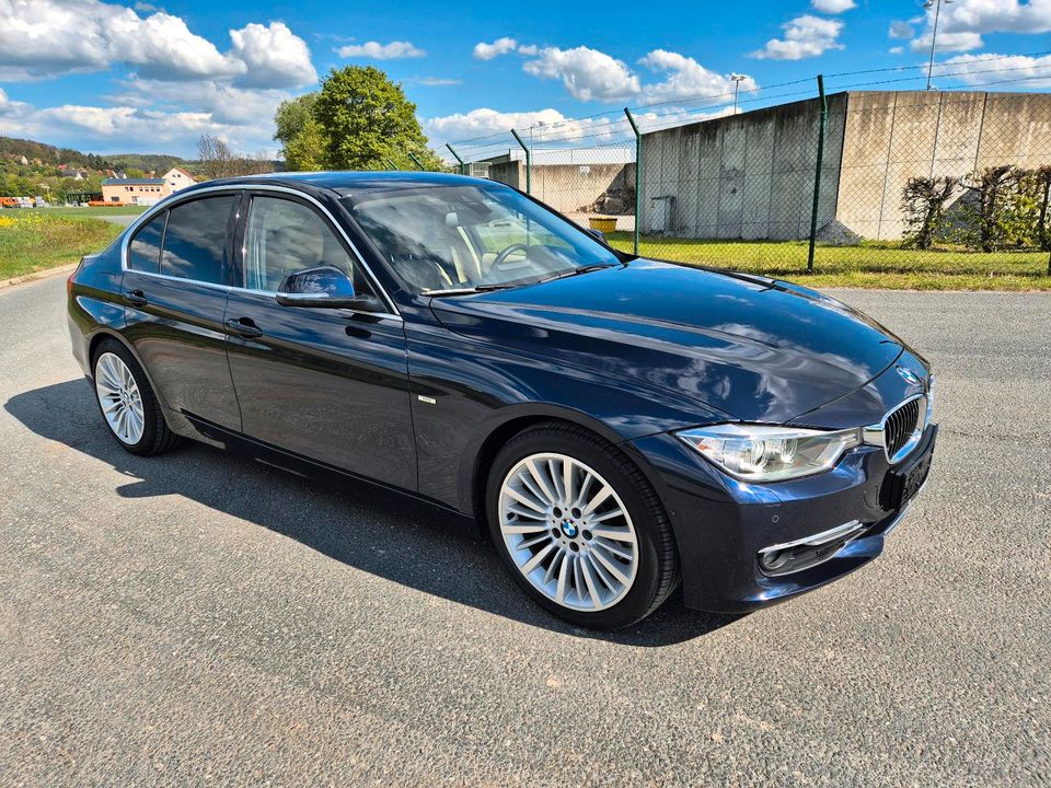 BMW 328i Luxury Line Leder Navi Xenon 4x Sitzheizung in Bad Klosterlausnitz