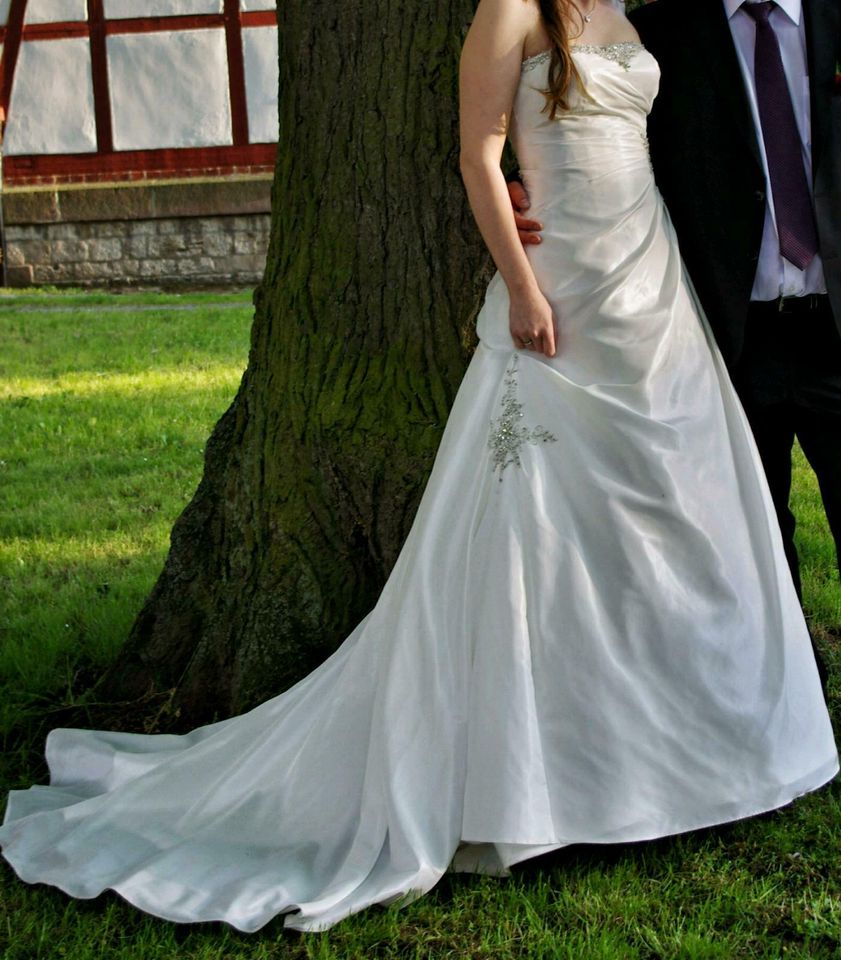 Brautkleid/Hochzeitskleid Gr.38 in Rosdorf