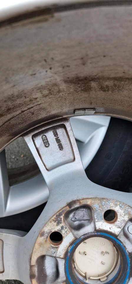 Winterreifen Continental 225/60 R16 Audi in Nürnberg (Mittelfr)