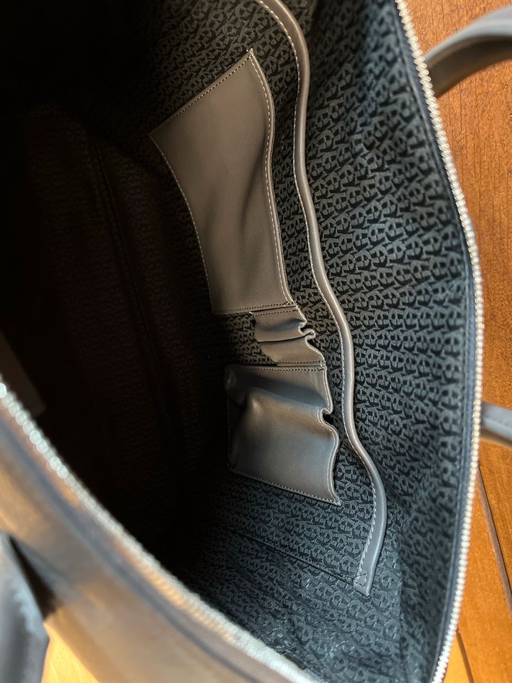 Aigner (Akten)Tasche aus Leder Business NEU in Bonn