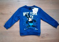 Pulli Pullover Givenchy blau dunkelblau Disney weiß 128/134 Hessen - Fronhausen Vorschau