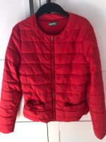 Neuwertige Steppjacke von Benetton Gr. 170 Köln - Köln Dellbrück Vorschau