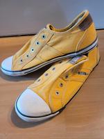 Sneaker Mustang gelb 41 Sachsen - Schkeuditz Vorschau