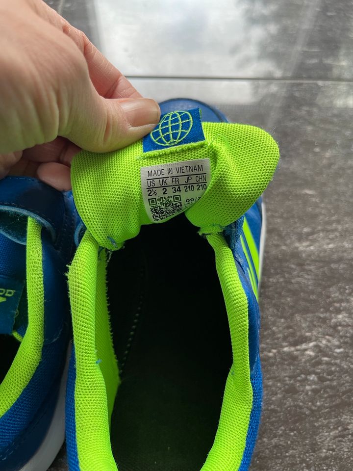 Adidas Sportschuhe Größe 34, wie neu in Heilbronn