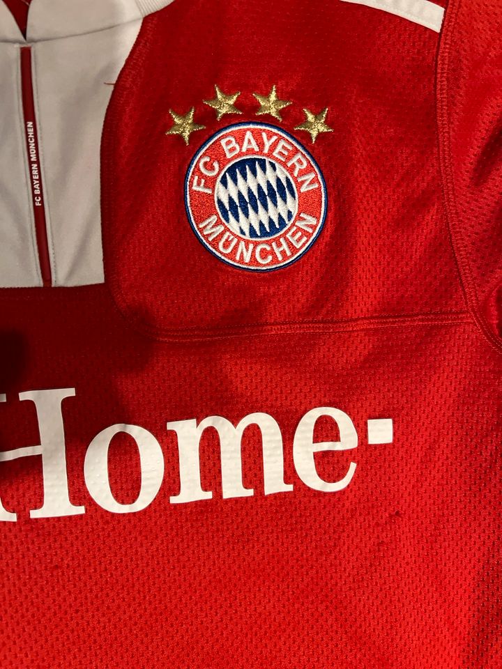 Original FC Bayern München Trikot Adidas Kinder 164 rot Fußball in Frankfurt am Main