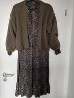 Stylische Strickjacke Gr. 38 oliv/khaki zum LEO-Maxikleid - grace Bayern - Tutzing Vorschau