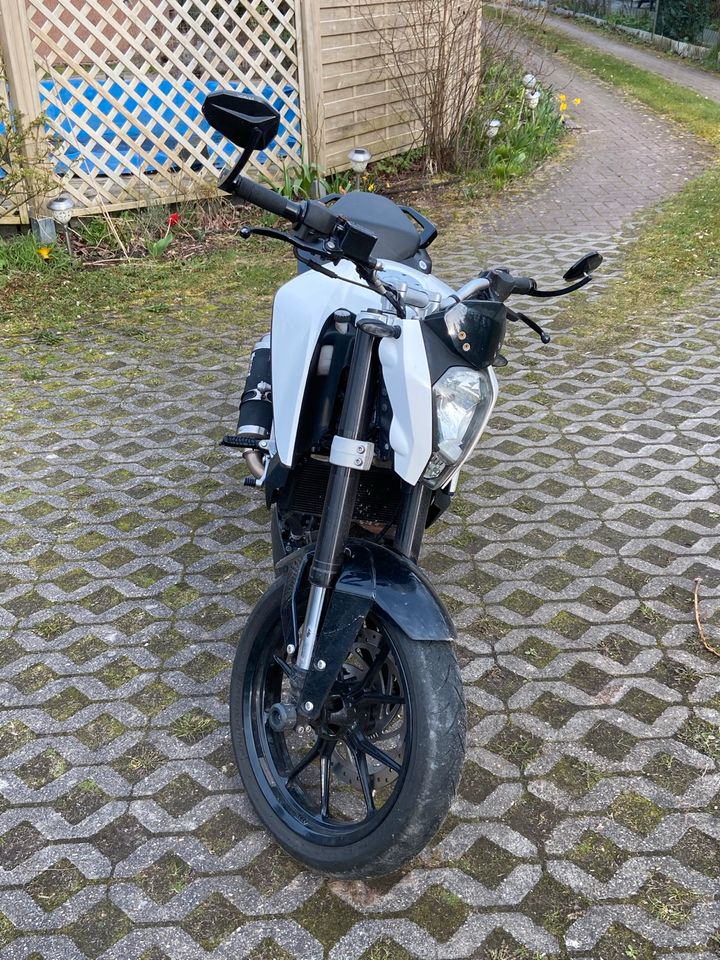 KTM Duke 125 in Biesenthal