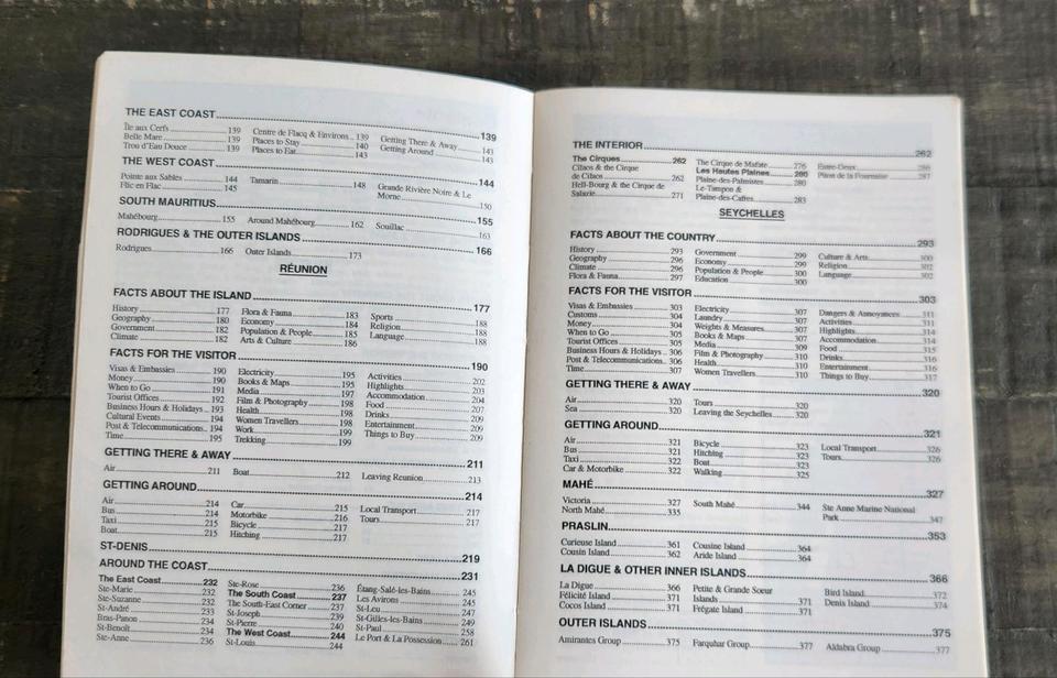 Mauritius, Réunion & Seychellen, englischsprachiges Buch von 1993 in Schnakenbek