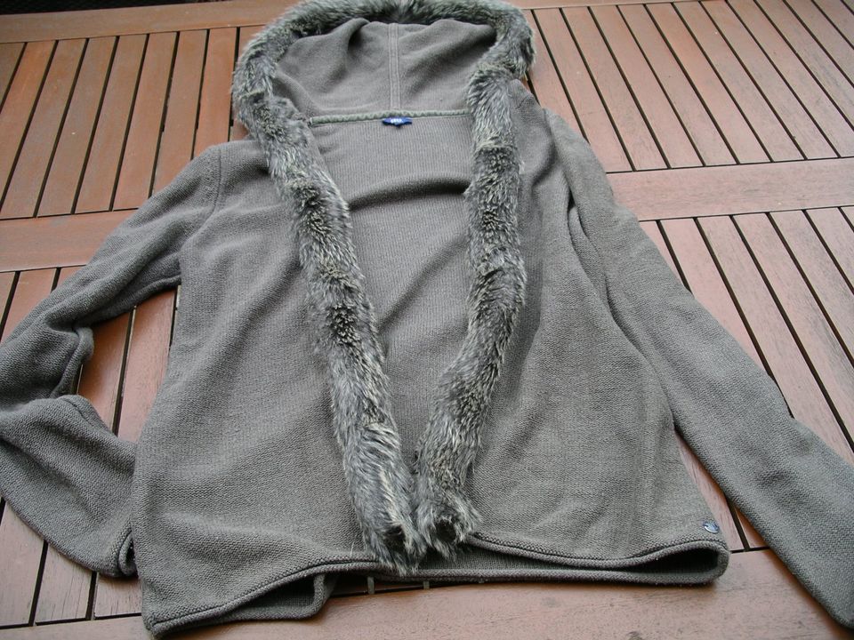 Kaputzenjacke Strickjacke Jacke Feinstrick mit Besatz CECIL GR. M in Neusäß