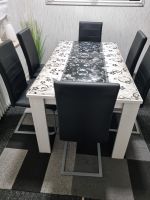 Tisch mit Stühlen Niedersachsen - Oldenburg Vorschau