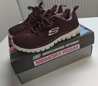 Skechers memory foam 36 weinrot Sneaker Sportschuhe Hessen - Fuldabrück Vorschau