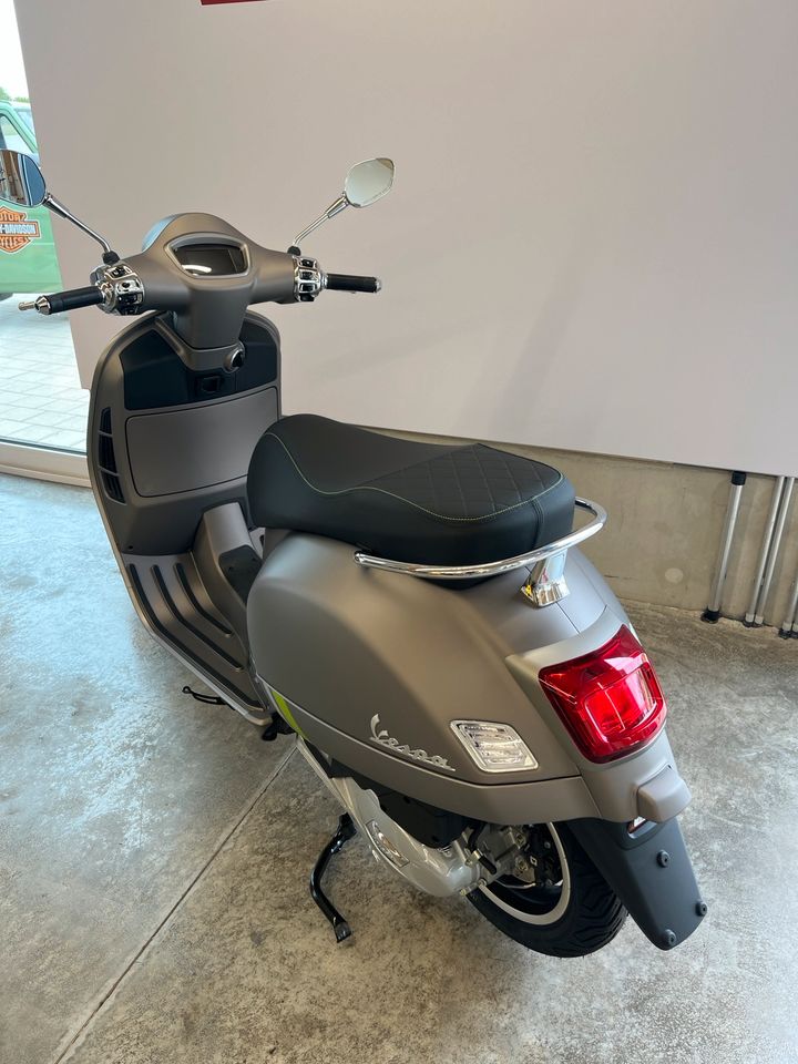 Vespa GTS 125 SUPER TECH GRIGIO OTTIMISTA MATT  # Finanzierung # in Langerringen