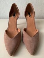 „ H & M“ PUMPS Hamburg-Nord - Hamburg Eppendorf Vorschau