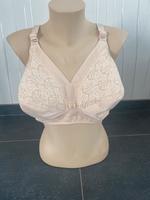 Triumph BH Formfit N  100 D Rheinland-Pfalz - Rengsdorf Vorschau