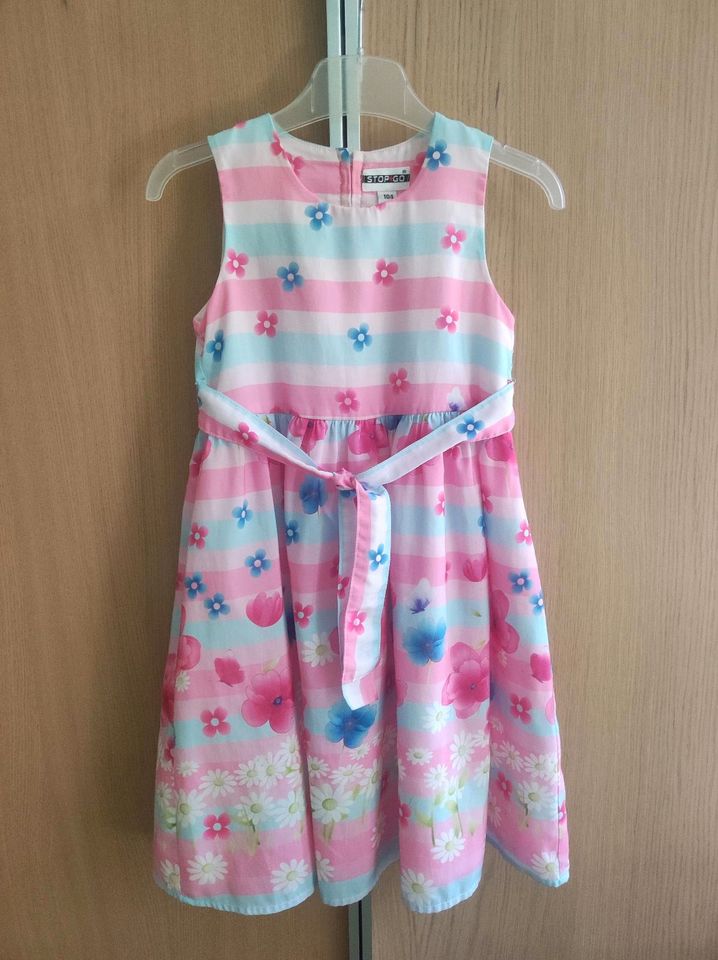 Kinderkleid Mädchen Gr.104 in Oderin