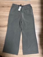 Stradivarius lange, fliessende Stoffhose Neu! Gr.XL Nordrhein-Westfalen - Mettmann Vorschau