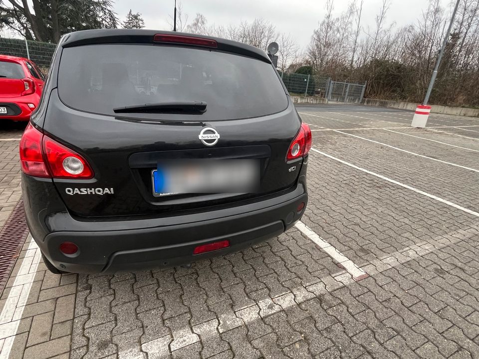 Verkaufe meine zuverlässigen Nissan Qashqai in Friedberg (Hessen)