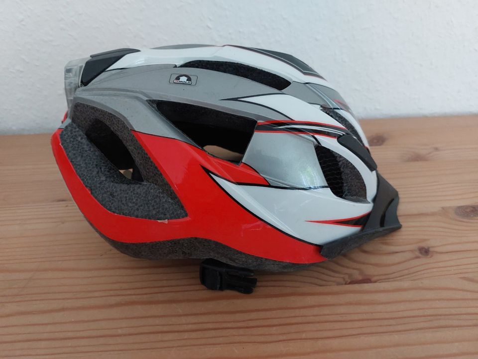 Fahrradhelm mit Rücklicht Gr. 49-54 für 7 € (Versand mögl.) in Tutzing