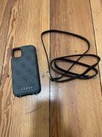 Guess, Hülle iPhone 11, crossbody mit Kartenslot Hamburg Barmbek - Hamburg Barmbek-Süd  Vorschau