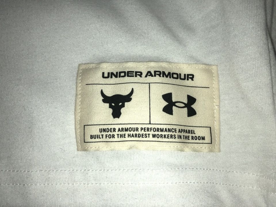 Under Armour T-Shirt Project Rock Iron Paradise Dwayne Johnson M in Berlin