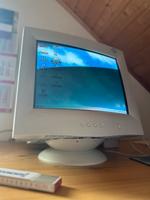 Retro Medion Computer mit Windows98 Nordrhein-Westfalen - Freudenberg Vorschau