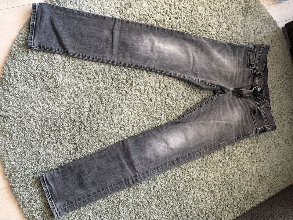 EDC Esprit Jeans in Hilden