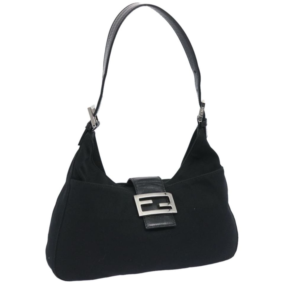 Fendi Mamma Baguette schwarz Nylon in Durbach