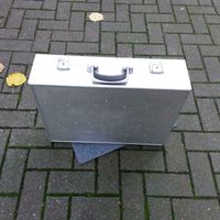 Alu Koffer  Aluminium Koffer   Werkzeug-Koffer  Maschinen-Koffer Nordrhein-Westfalen - Gelsenkirchen Vorschau