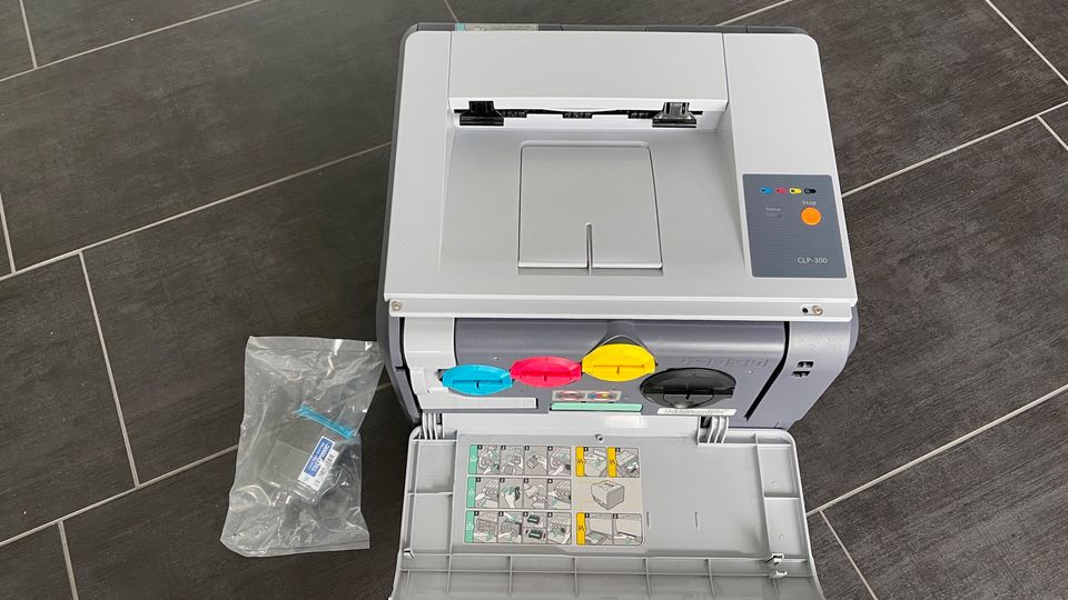 Farblaserdrucker Samsung CLP-300 in Aulendorf