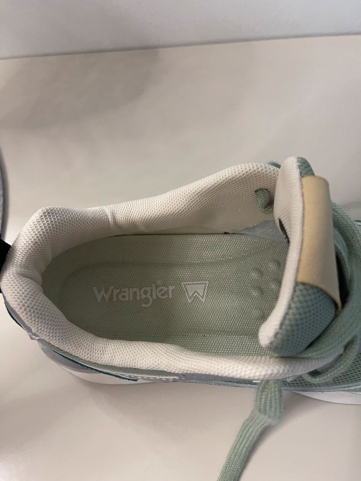 Wrangler sneaker neu in Langenfeld