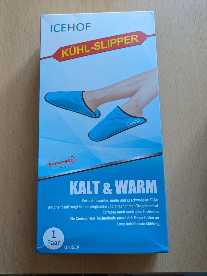 Kühl-Handschuhe und Kühl-Slipper von ICEHOF in Erzhausen
