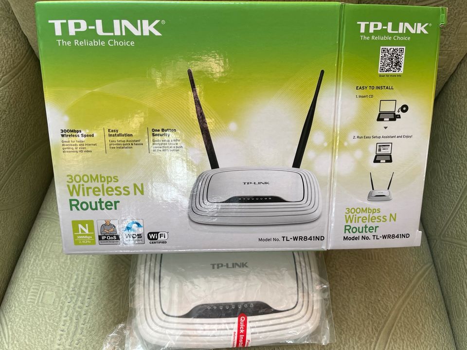 TP-LINK Wireless N Router 300Mbps in Chemnitz