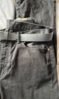 Levis strauss & co. Jeans W: 36 L: 30 mit Gürtel Frankfurt am Main - Sachsenhausen Vorschau