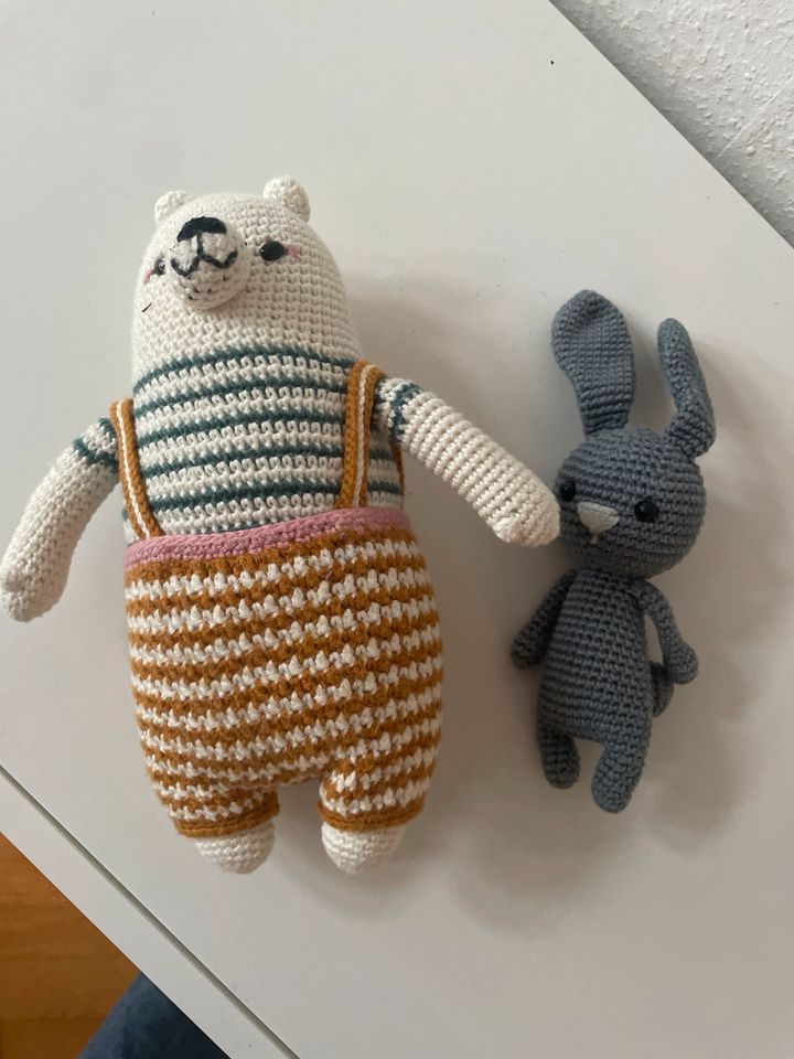 Häkel Kuscheltier Bär und Hase Baby Kind in Düsseldorf