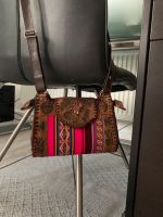 Kleine Ledertasche aus Peru Cuzco typisch Pink oder braun Bayern - Waldbrunn Vorschau