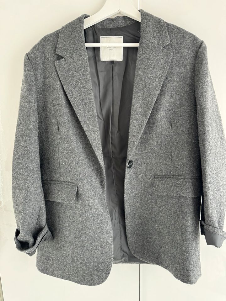 Neo Noir toller Blazer grau Größe 36 wie neu in Freiburg im Breisgau