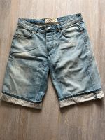Smog Jeans kurz Bermuda Shorts Größe M Sachsen - Großharthau-Seeligstadt Vorschau