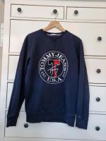 Tommy Hilfiger Jeans Pullover Sweatshirt Dunkelblau M Top Zustand Niedersachsen - Rastede Vorschau