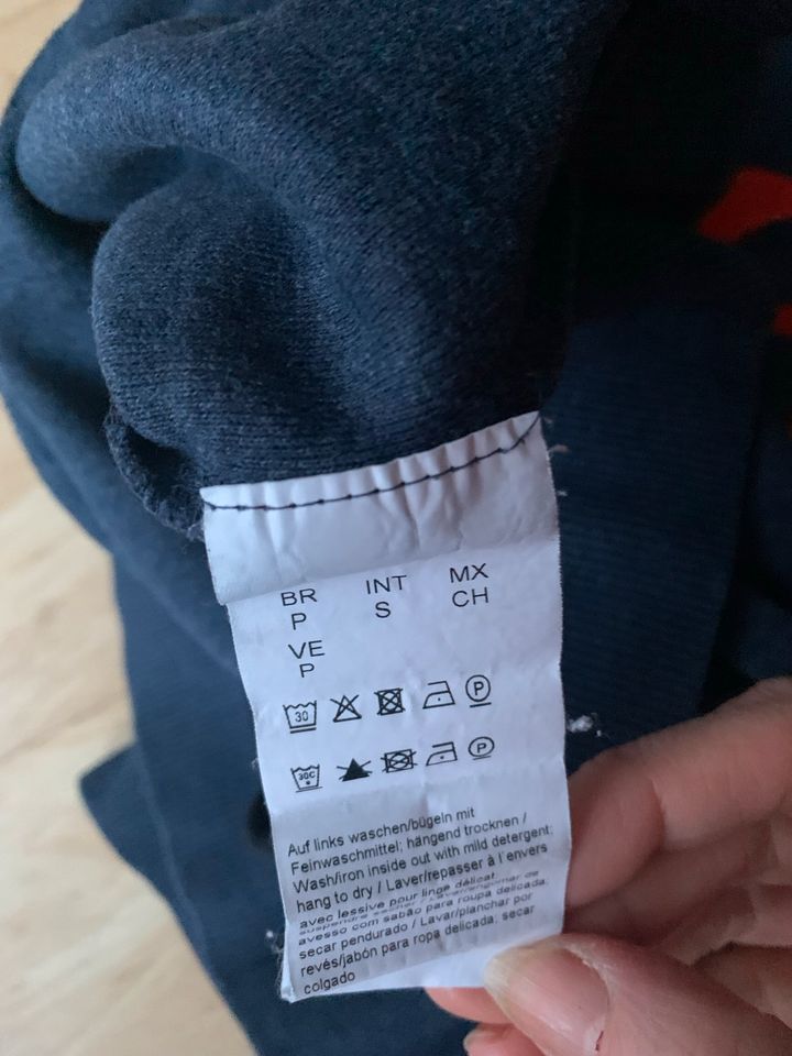 Sweater blau, Boss, Größe S in Freiburg im Breisgau