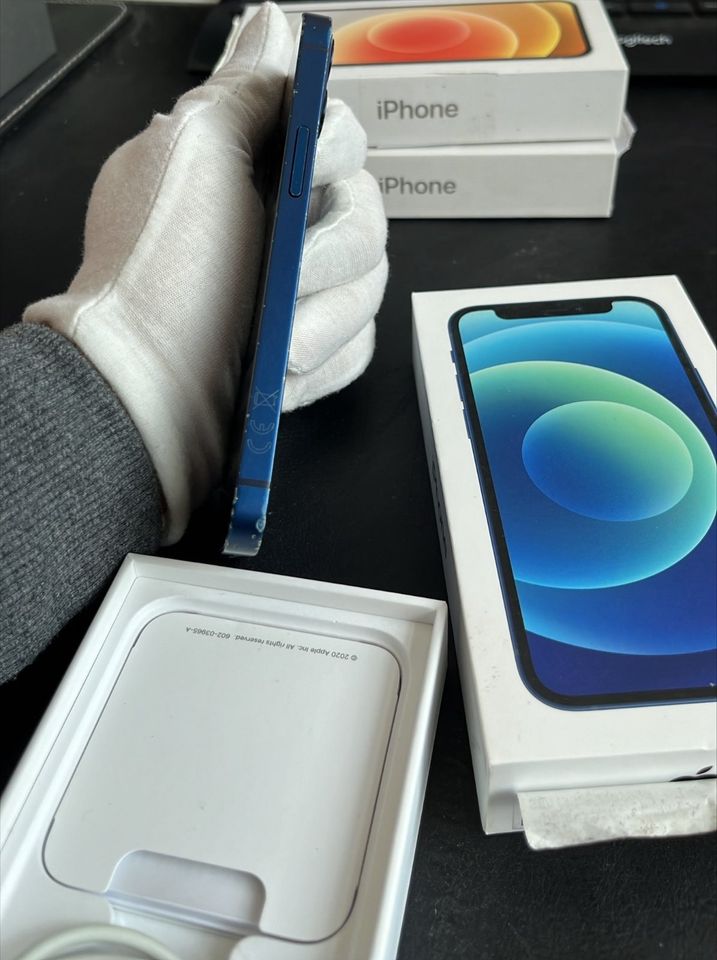 Apple iPhone 12 mini 64GB (2020) (Blau) - In Ordnung in Berlin