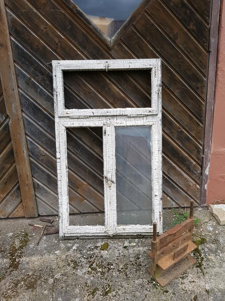 Altes Fenster Holzfenster Holz Sprossenfenster Oberlicht antik in St. Wendel