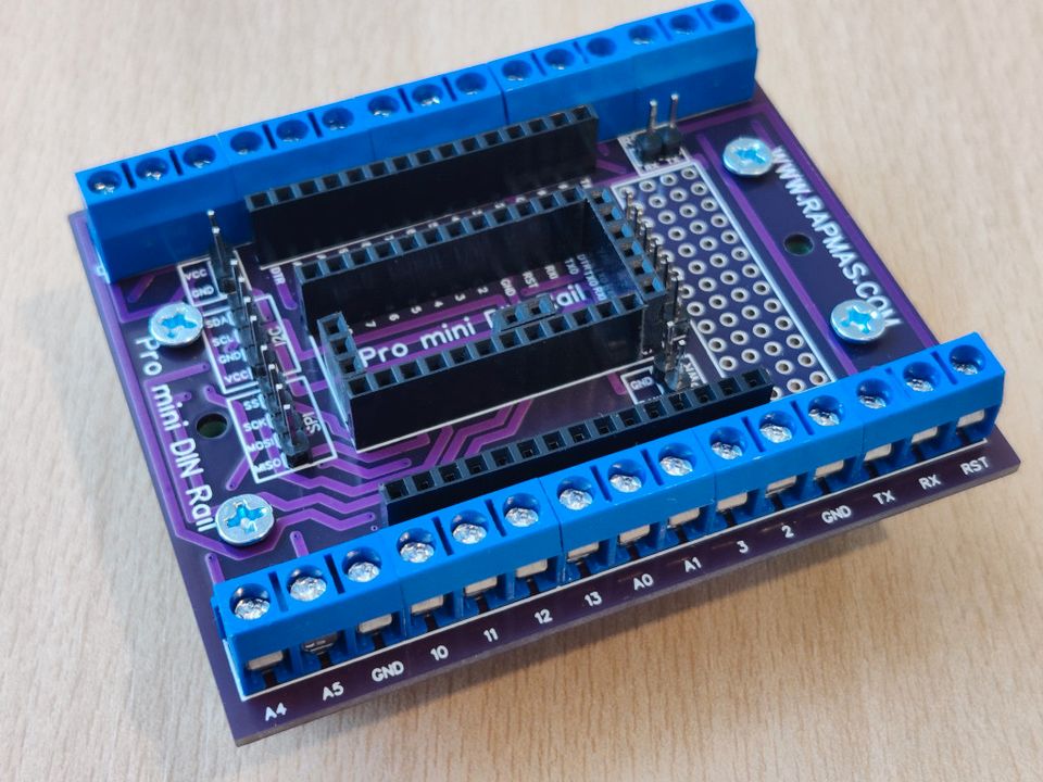 Arduino Pro Mini DIN-Schiene DIN Rail Adapter in Rosenheim