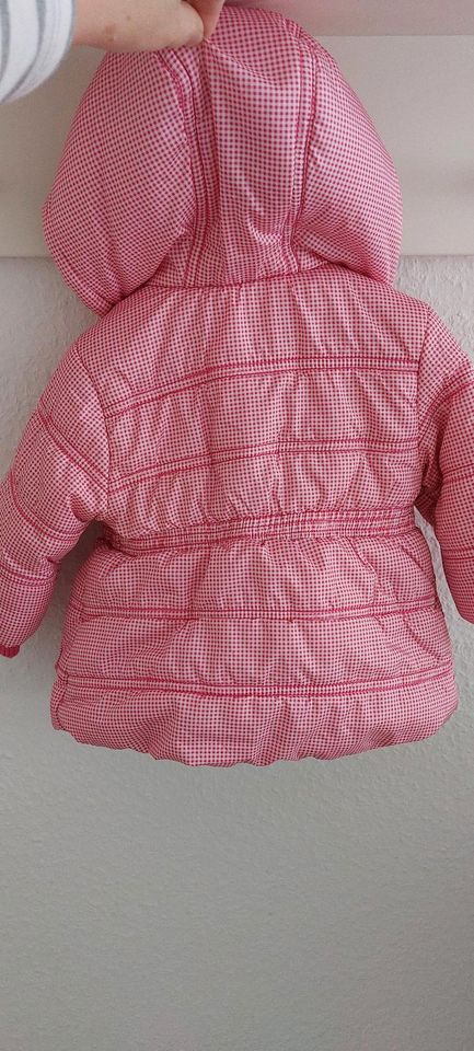 Warme Winterjacke von S.Oliver in Groitzsch