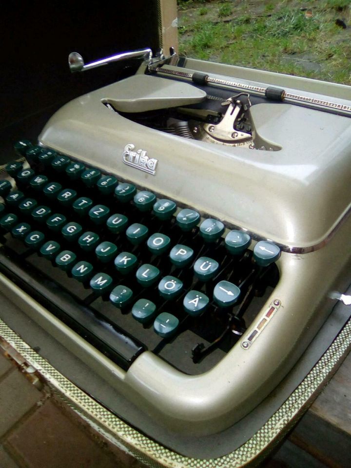 Erika Schreibmaschine in Unterweißbach