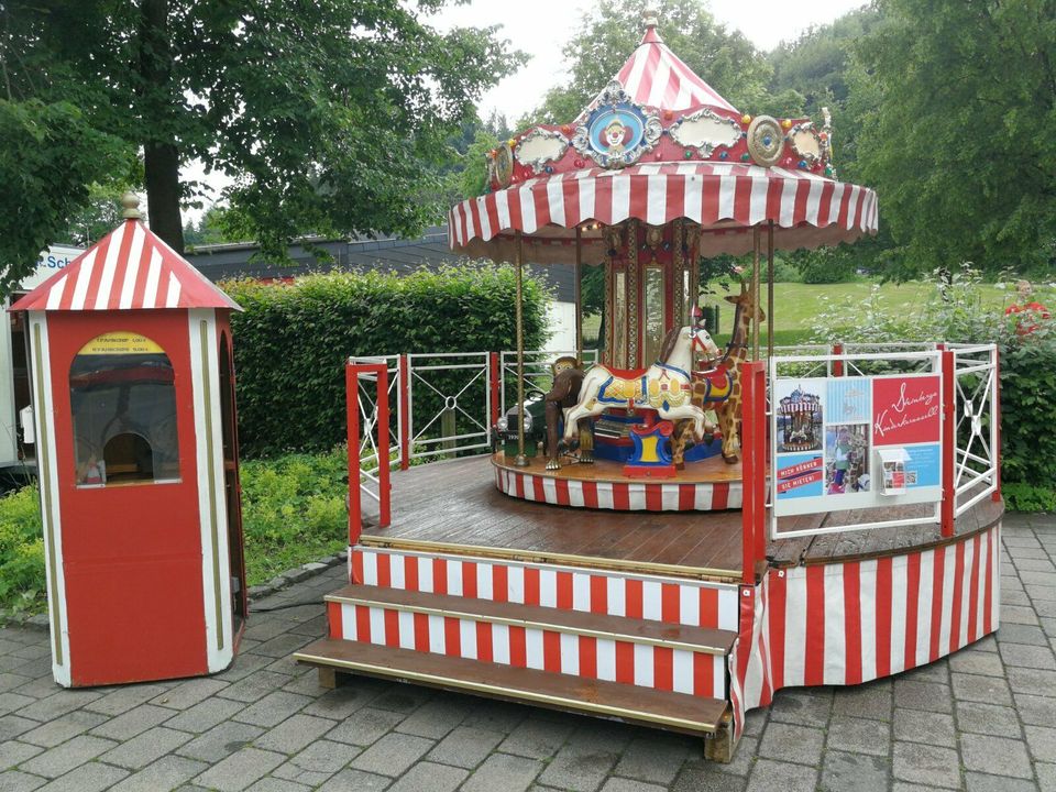 Nostalgisches Kinderkarussell, Kinderkarussell mieten in Bestwig