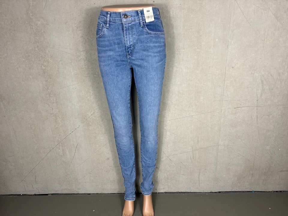 Levi’s 720 high rise super skinny jeans Blau neu 28 L34 590 in Erlabrunn