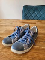 Sneaker Schuhe Halbschuhe von Primigi Gr. 37 blau glitzer Hessen - Mühltal  Vorschau