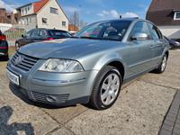 VW Passat 2.0i *TÜV-Neu oder 12.25*Automatik*PDC*GSD*Service-Neu* Niedersachsen - Delmenhorst Vorschau