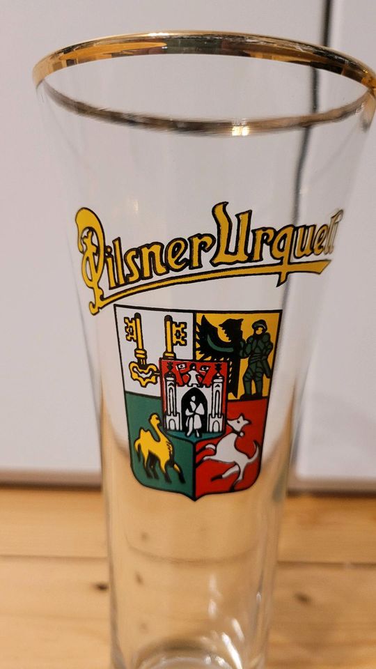 2 x Pilsner Urquell mit Goldrand - Bierglas in Lauenburg