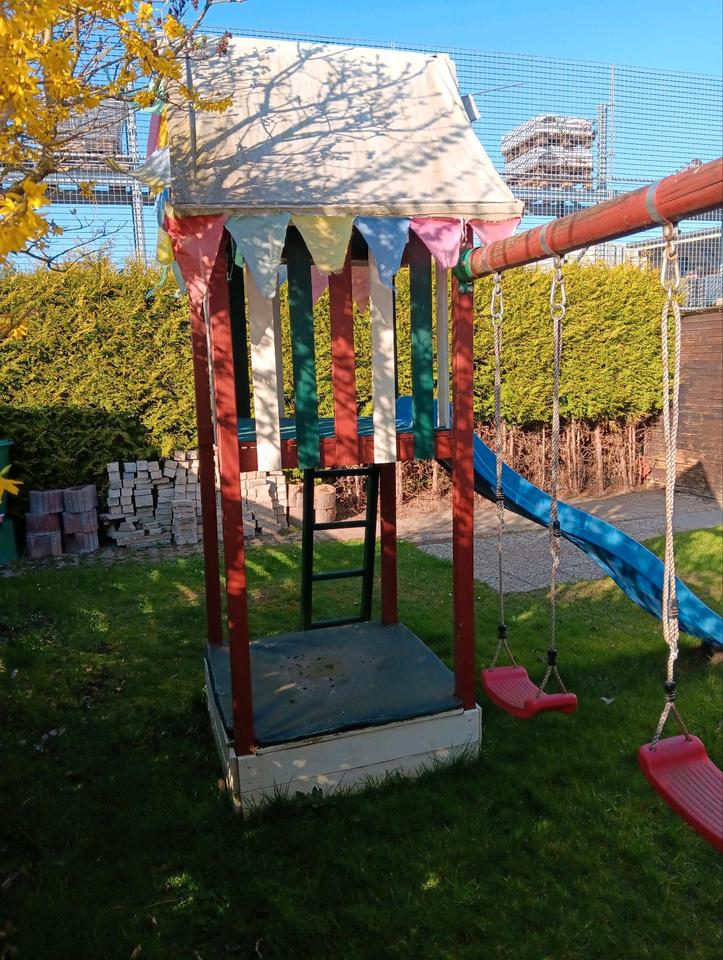 schaugel mir Rutsche und Sandkasten für selbsabbauen Preis 80€ in Fritzlar